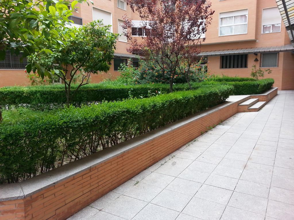 Apartamento Buhaira Севиля Екстериор снимка